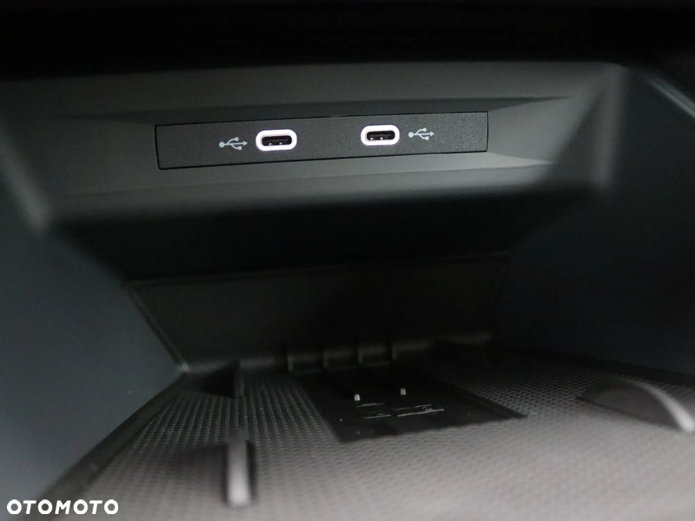 Cupra Formentor 1.5 e-Hybrid DSG VZ - 28