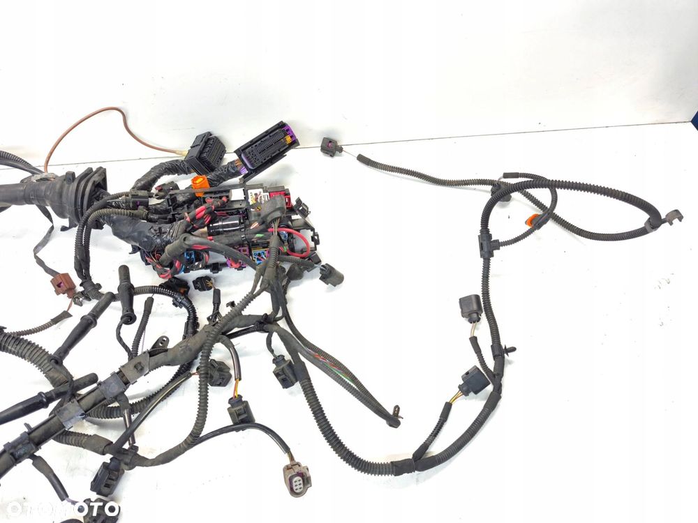 WIĄZKA SILNIKA AUDI A4 B8 A5 8T 2.0 TDI 8K1971072QN - 2