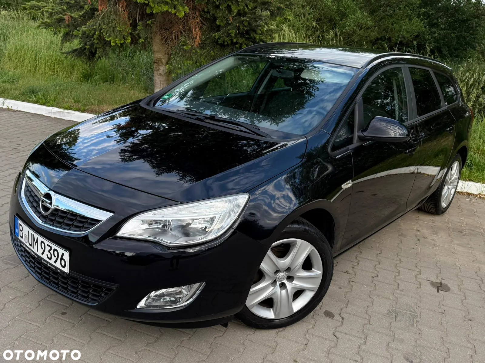 Opel Astra 1.4 Turbo Cosmo - 25