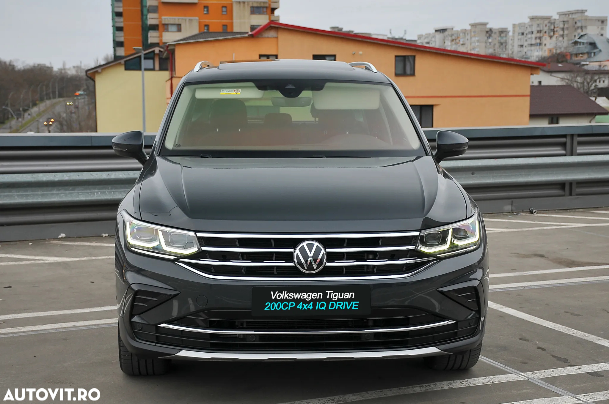 Volkswagen Tiguan 2.0 TDI SCR 4MOTION DSG Life - 8
