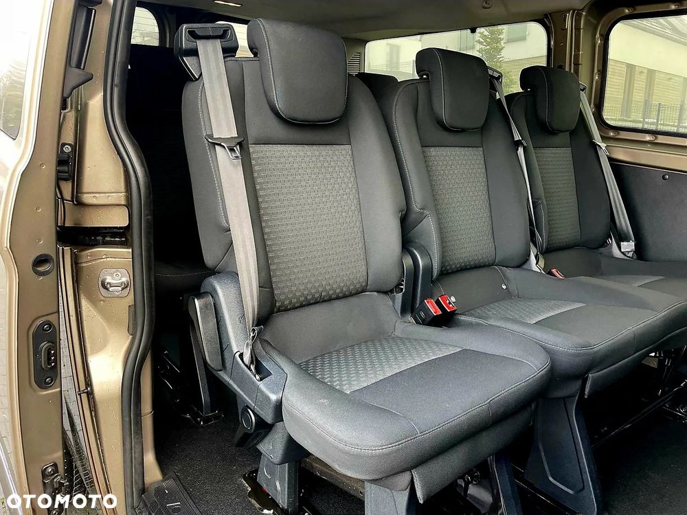 Ford Transit Custom - 13