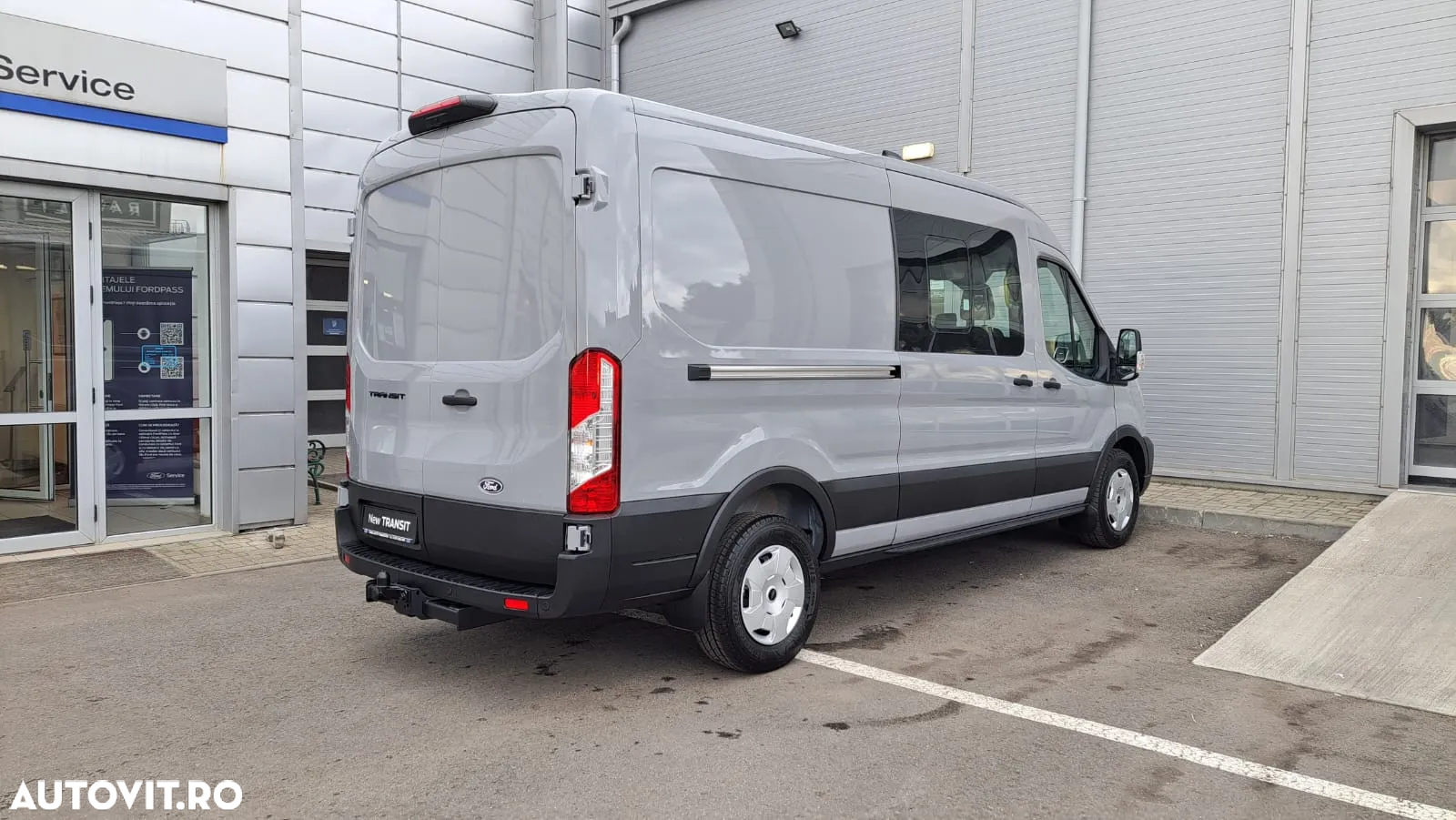 Ford NEW TRANSIT DCIV L3H2 6+1 T350 FWD - 4