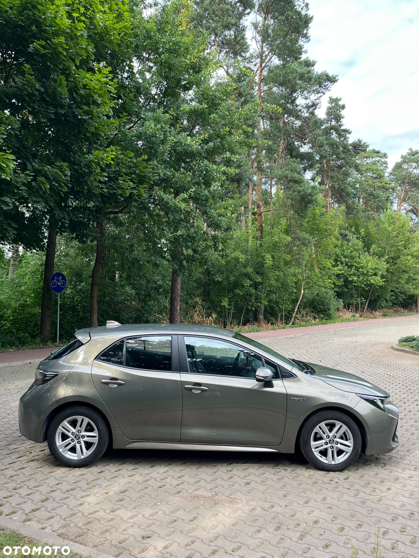 Toyota Corolla 1.8 Hybrid Comfort - 3