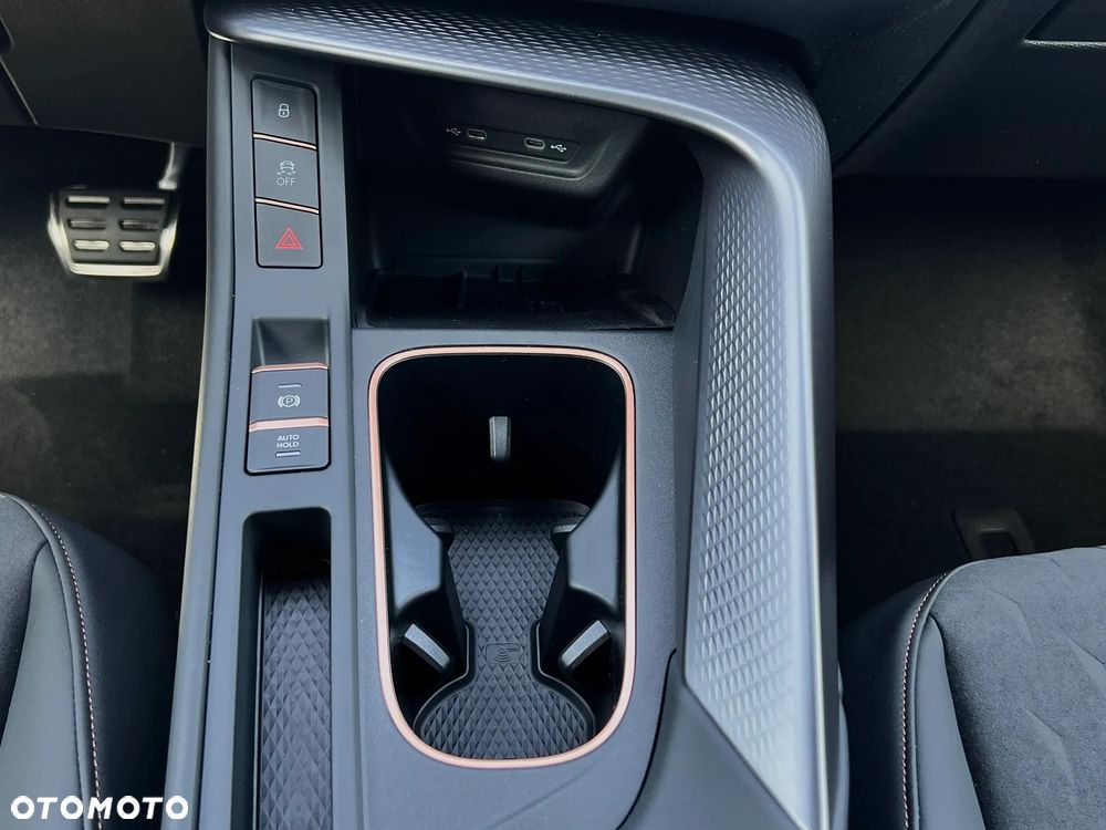 Cupra Terramar 1.5 eTSI mHEV DSG - 22