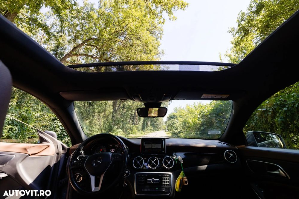 Mercedes-Benz CLA 220 - 22