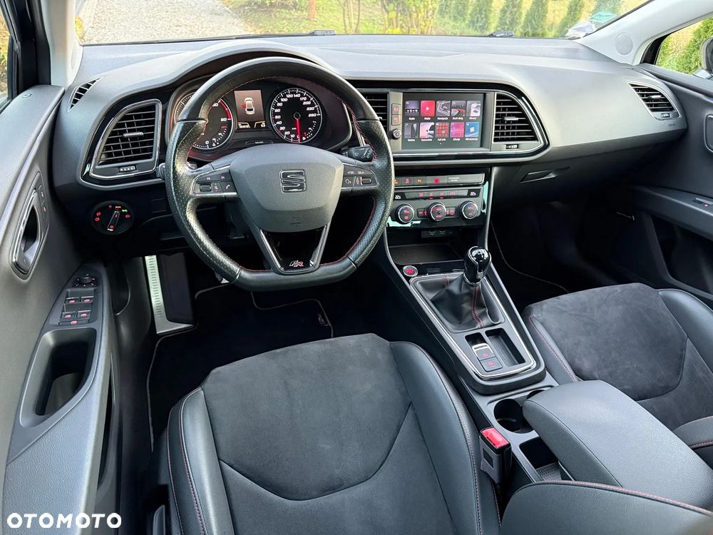 Seat Leon 2.0 TDI FR Black S&S - 8