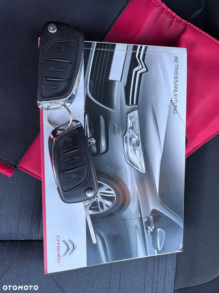 Citroën C4 VTi 120 Exclusive - 32