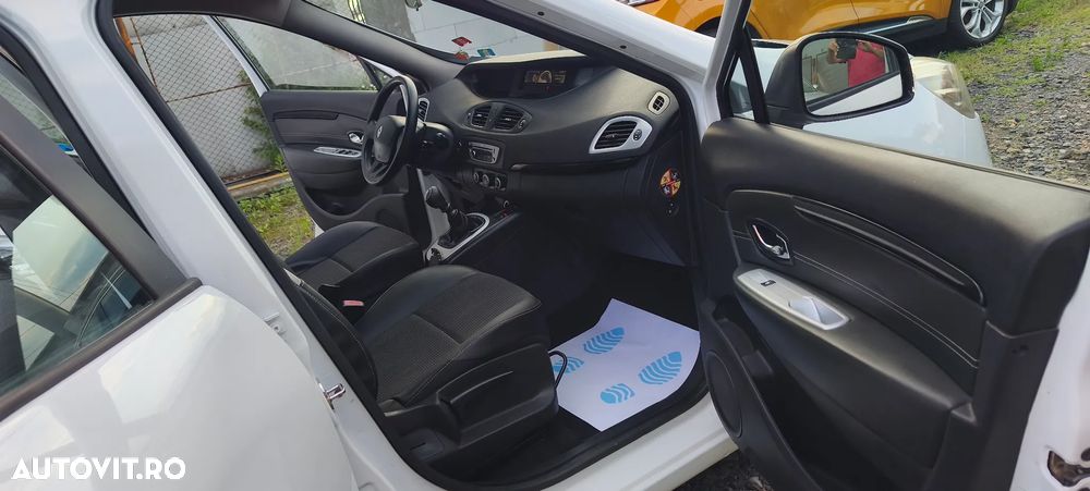 Renault Scenic - 20