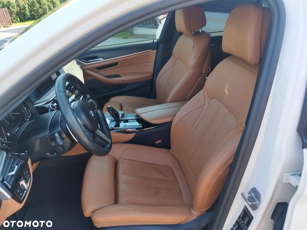 BMW Seria 5 530d xDrive M Sport sport - 21