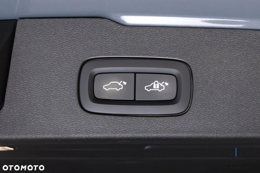 Volvo V60 Cross Country B4 D AWD Geartronic - 35
