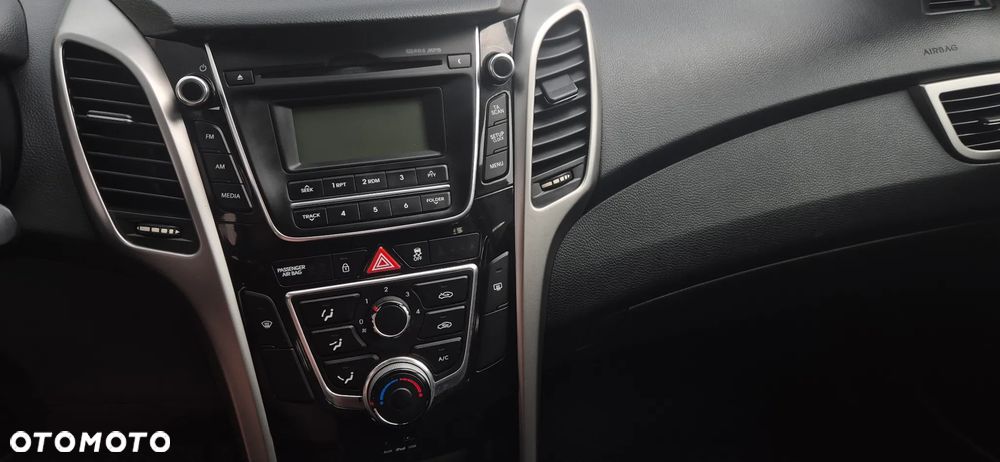 Hyundai i30 1.4 Comfort - 10