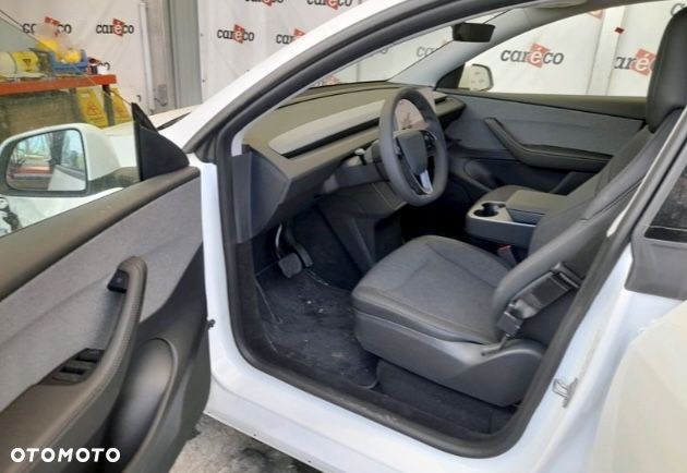Tesla Model Y Standard - 8