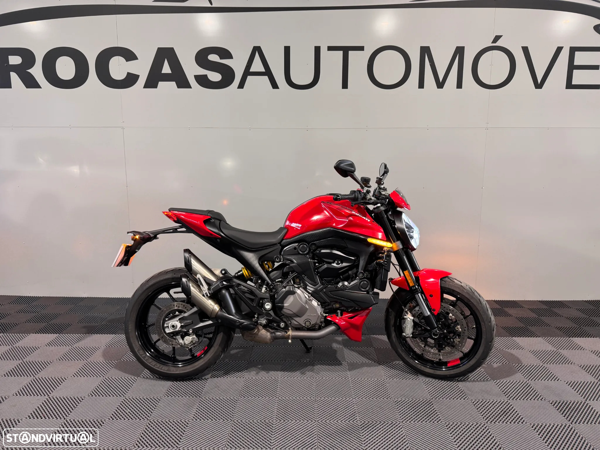 Ducati Monster 937 - 37