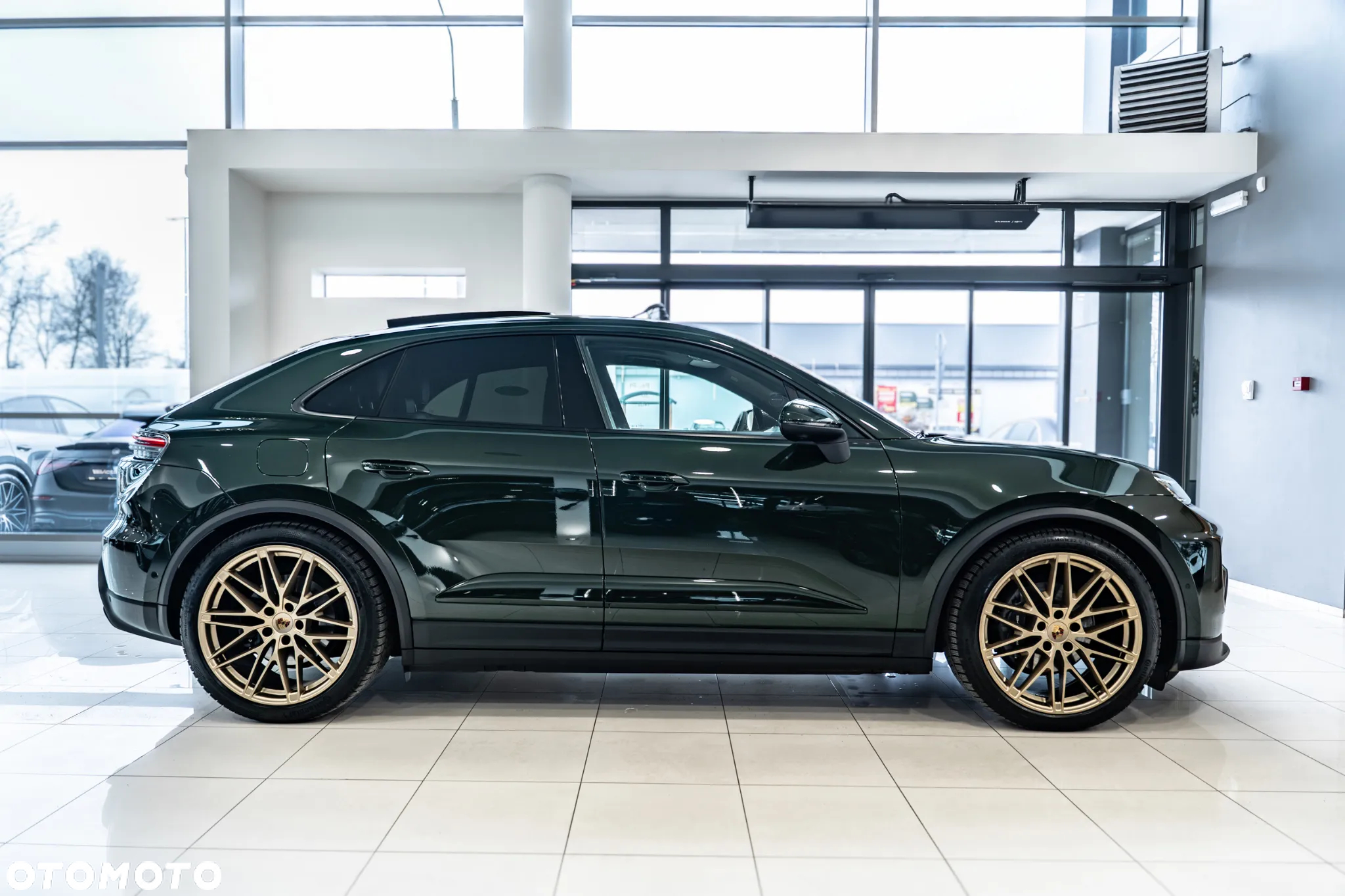Porsche Macan 4 - 14