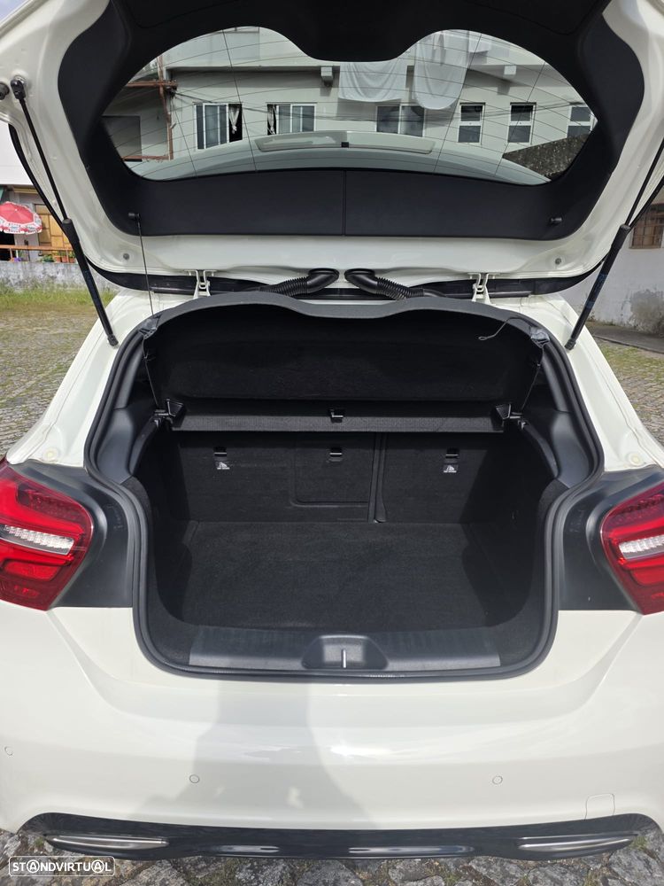 Mercedes-Benz A 200 d AMG Line - 7