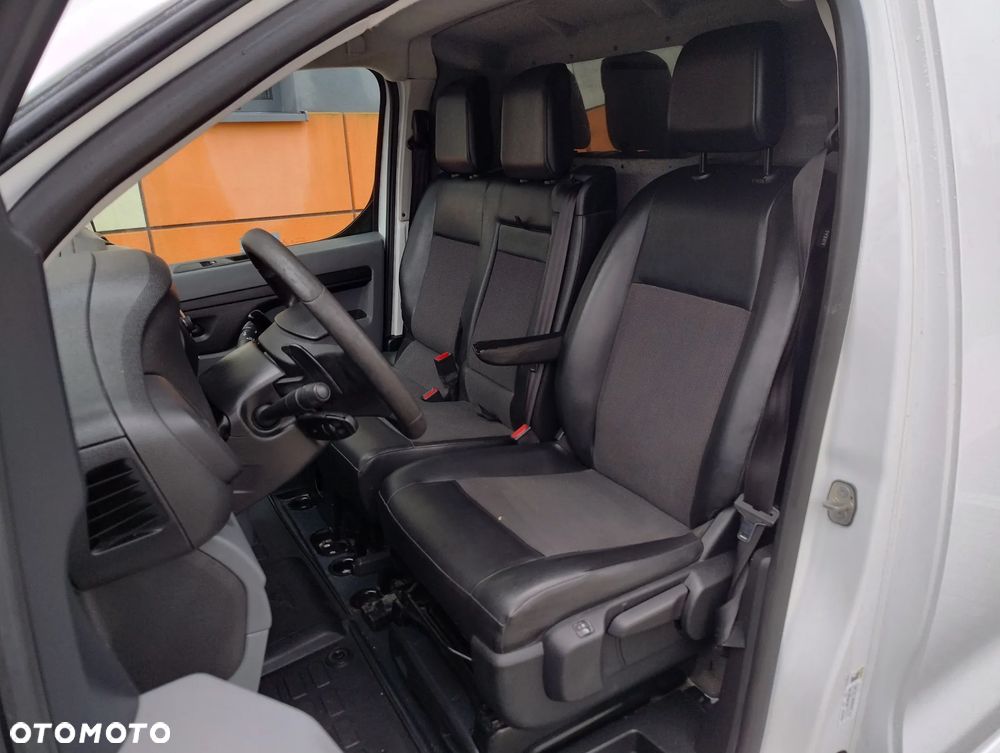 Peugeot EXPERT NOWY MODEL 1.6 HDI (101KM) AUTOMAT (L2H1) (EURO,6) KLIMA WEBASTO FULL OPCJA STAN IDEALNY NIE MA RDZY 100% BEZWYPADKOWY SERWIS A.S.O. DO KOŃCA ! ! ! - 9