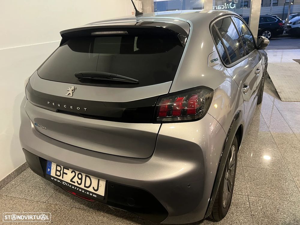 Peugeot e-208 E-Style - 5