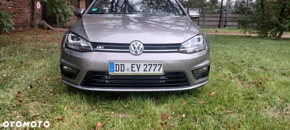Volkswagen Golf - 4