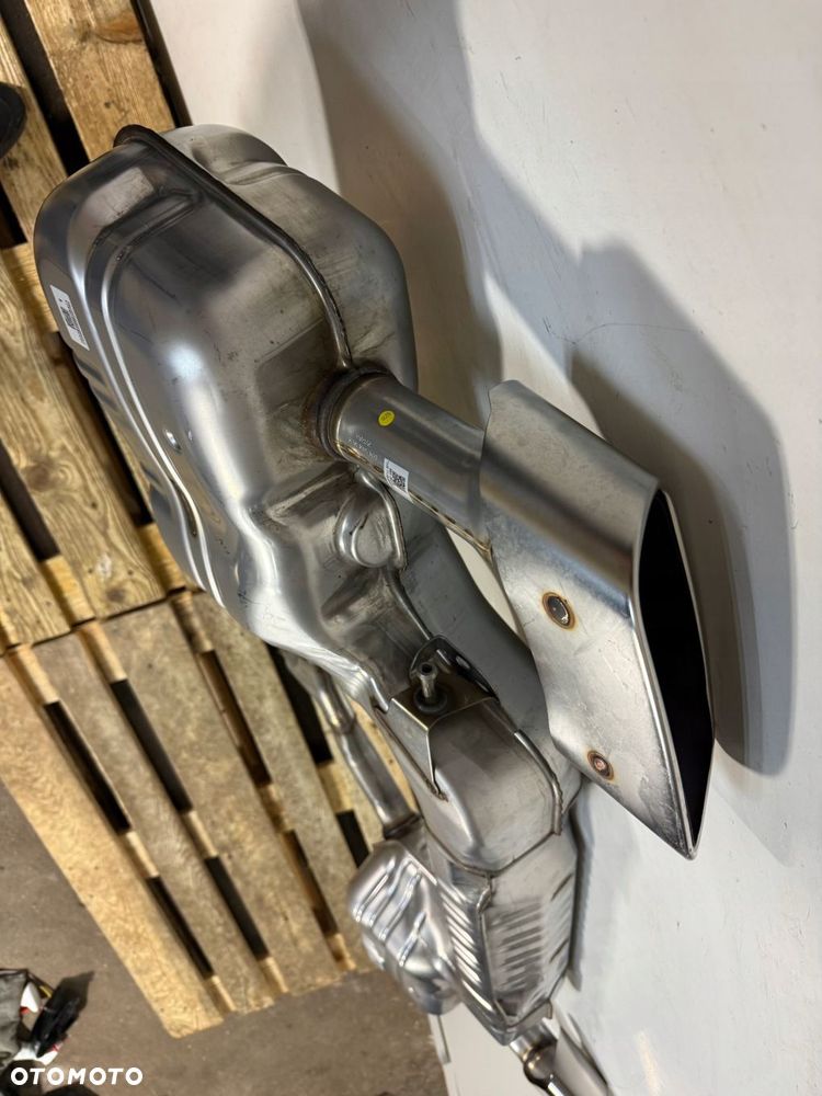 wydech tlumik koncowy audi a5 iii 3 b10 8b3 8b3253611e caly oryginalny oe - 8