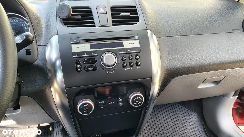 Suzuki SX4 1.6 Premium - 15