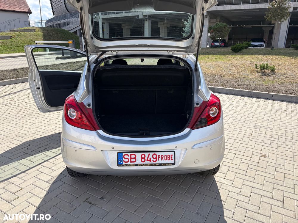 Opel Corsa 1.2 Easytronic Color Edition - 11