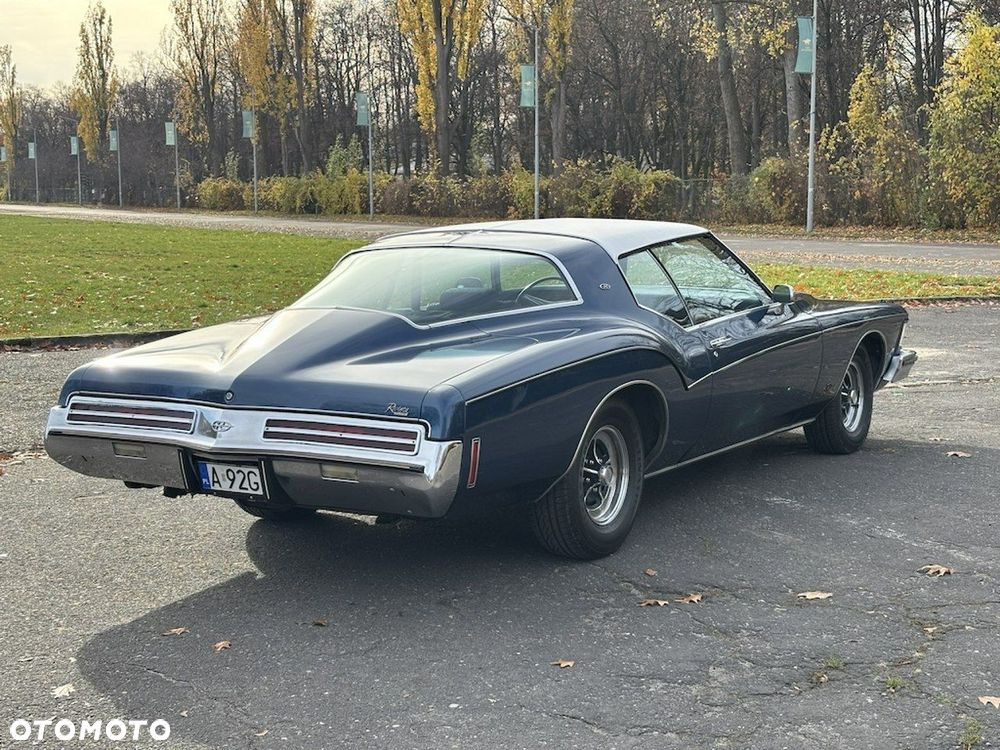 Buick Riviera - 9