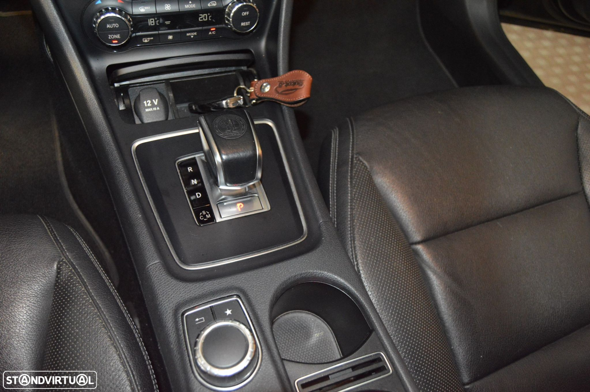 Mercedes-Benz CLA 45 AMG Shooting Brake 4-Matic - 51