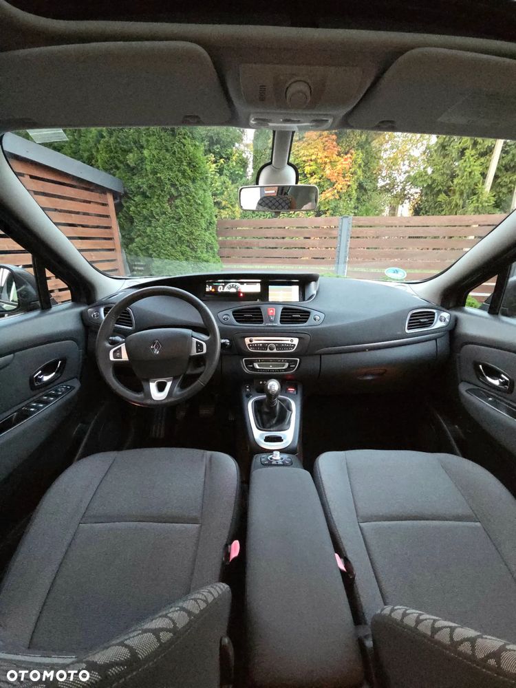 Renault Scenic - 17