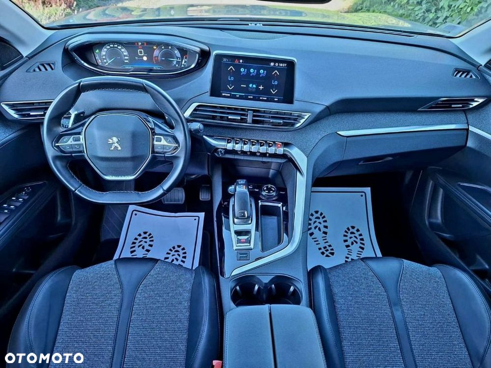 Peugeot 5008 BlueHDi 130 EAT8 Allure - 33