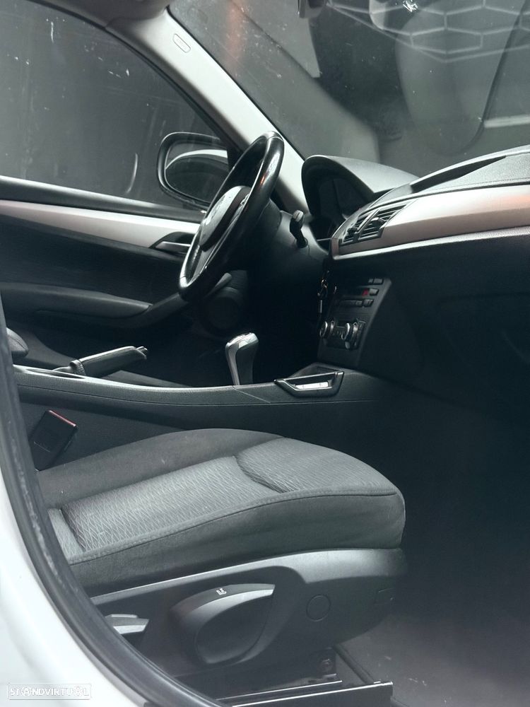 BMW X1 18 d sDrive - 7