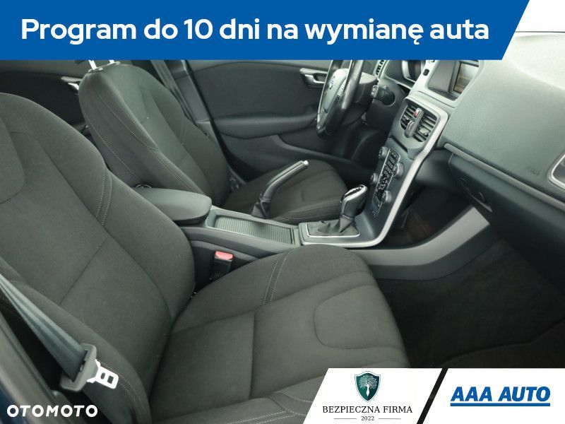 Volvo V40 - 9