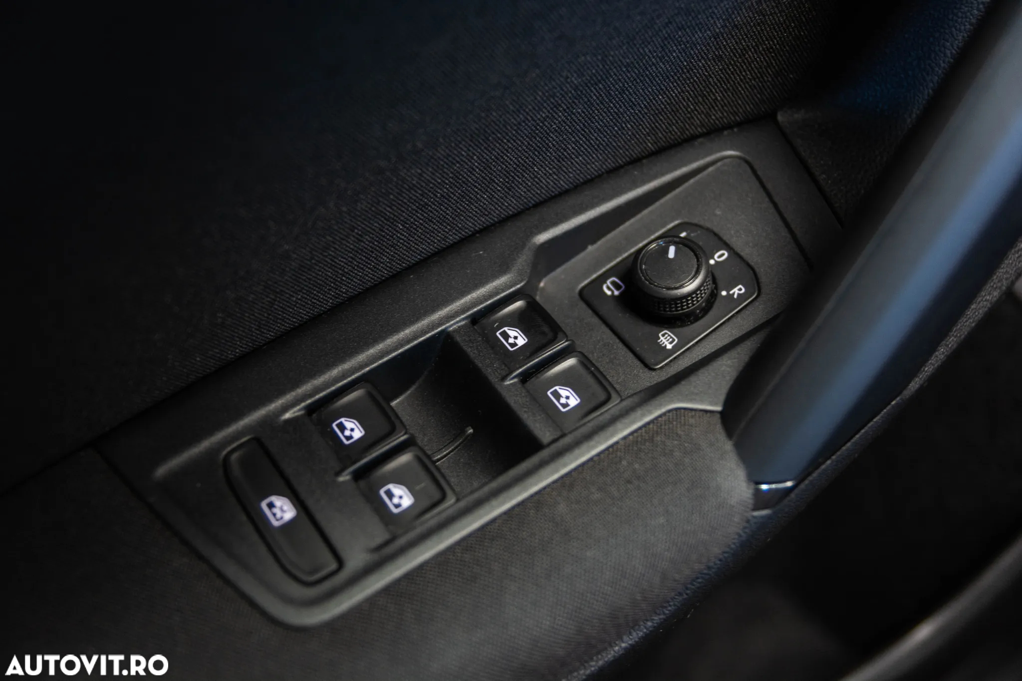 Volkswagen Tiguan 2.0 TDI DSG Advanced - 26