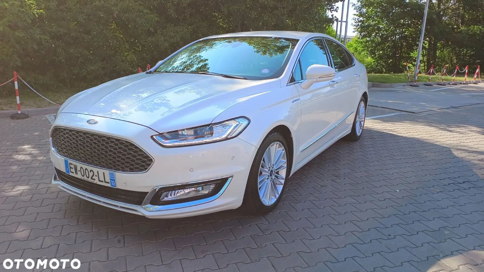Ford Mondeo Vignale 2.0 Hybrid - 1