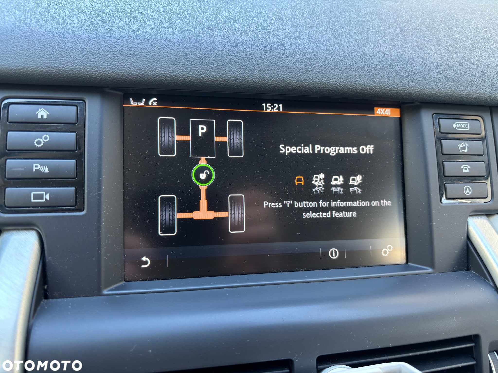 Land Rover Discovery Sport 2.0 Si4 HSE - 33