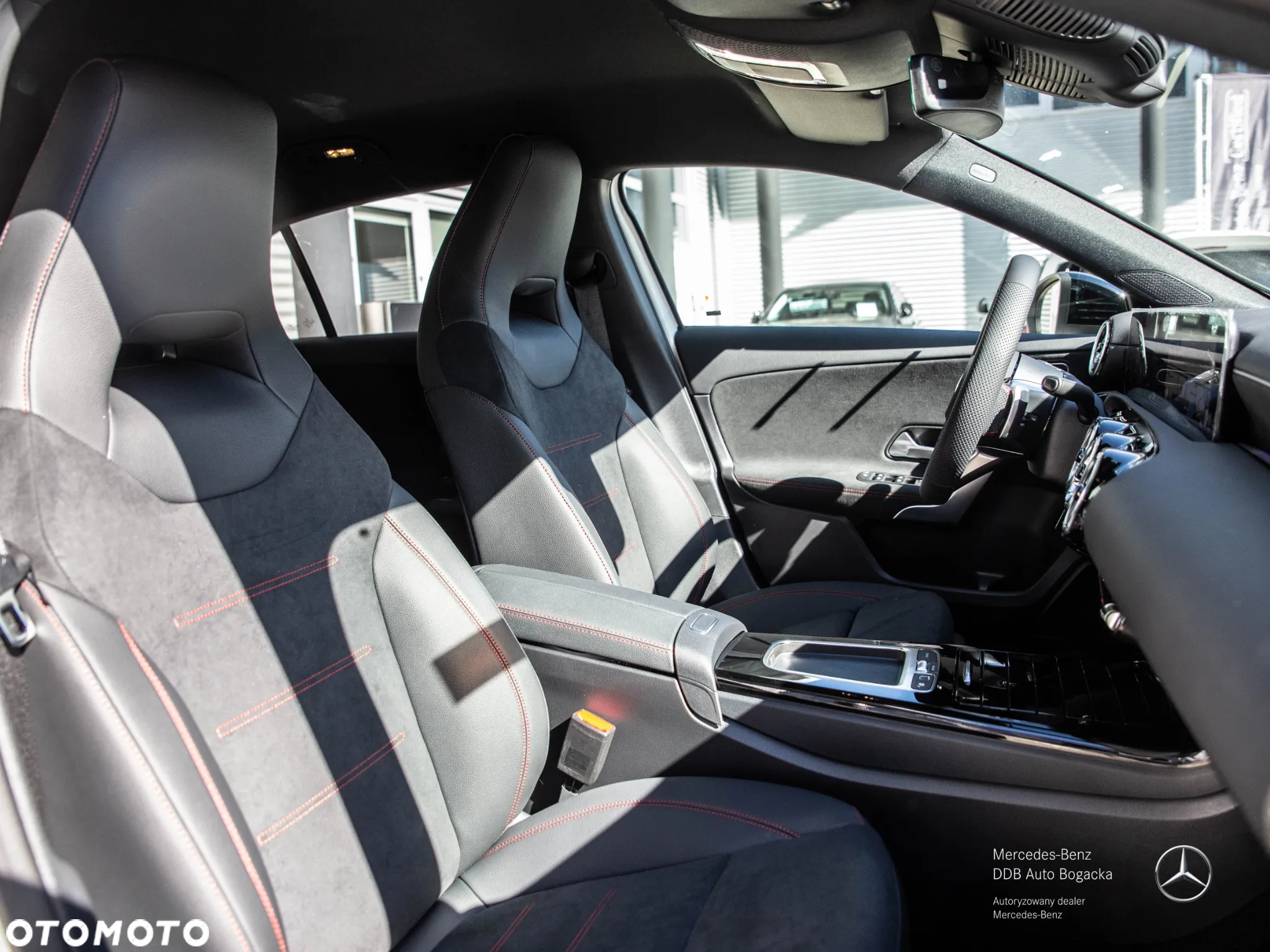 Mercedes-Benz Klasa A 250 e PHEV AMG Line 8G-DCT - 6
