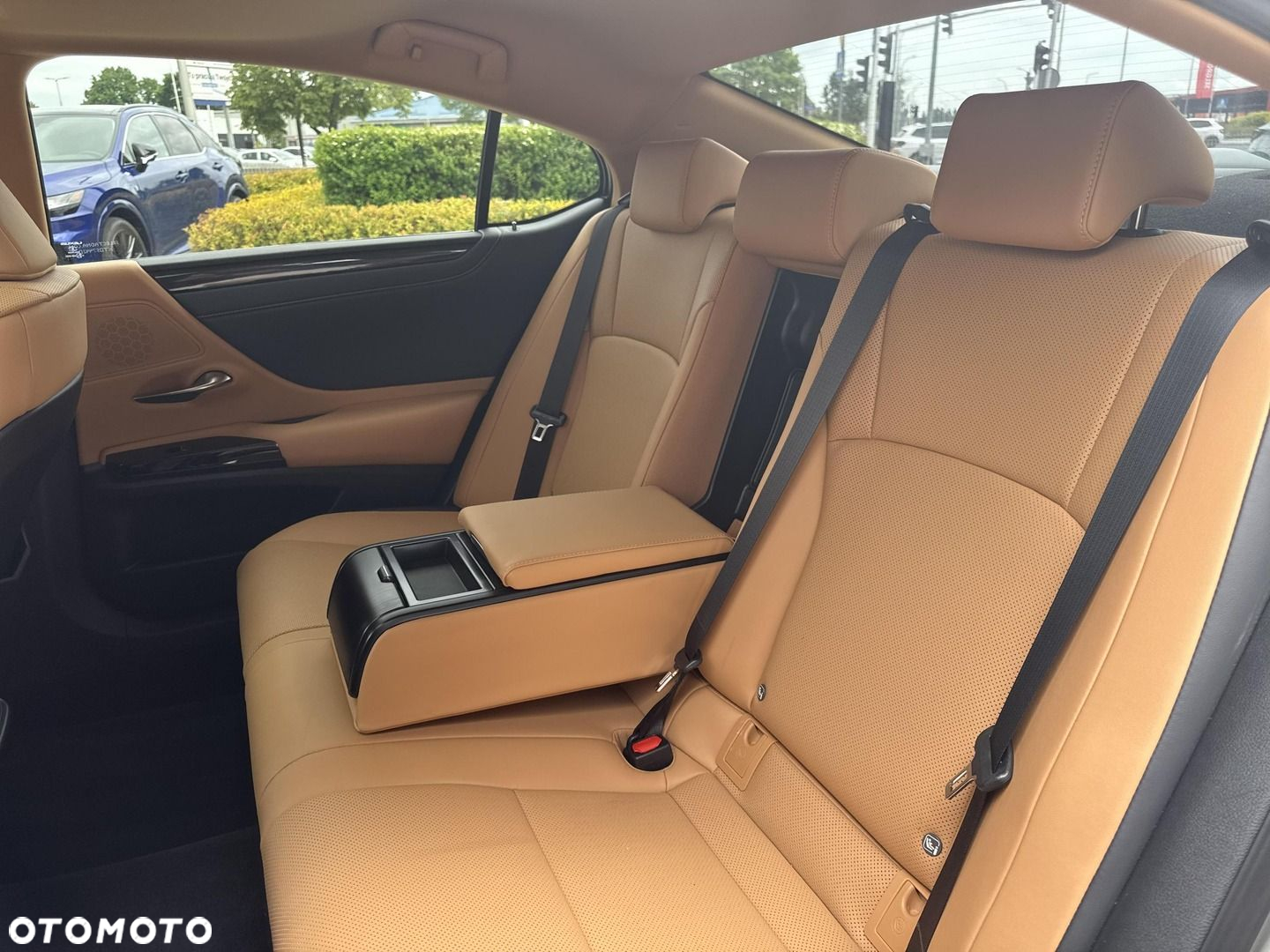 Lexus ES - 21