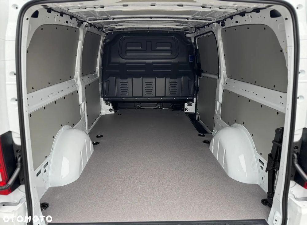 Mercedes-Benz Vito 116 CDI Furgon PRO długi 163KM 9G-TRONIC RWD - 7