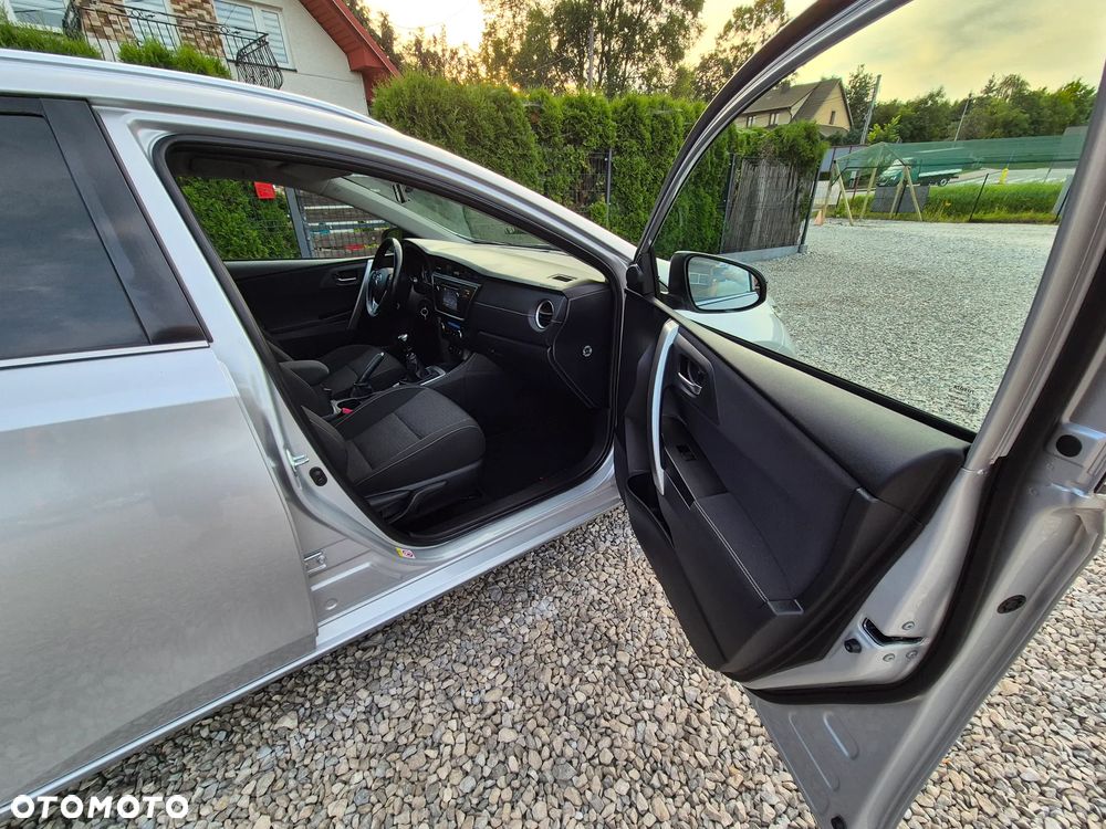 Toyota Auris 1.6 Valvematic Executive - 30