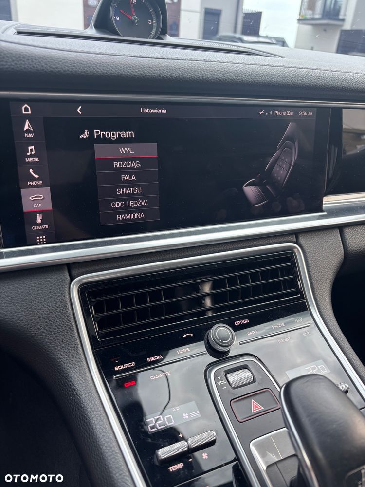 Porsche Panamera 4S - 26