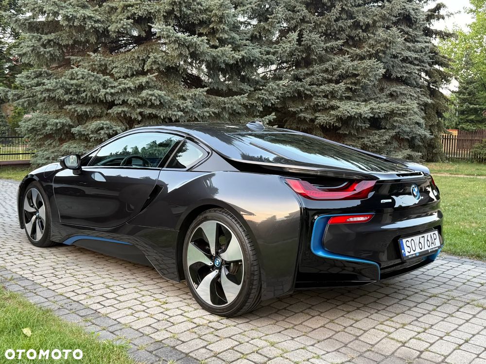 BMW i8 - 8