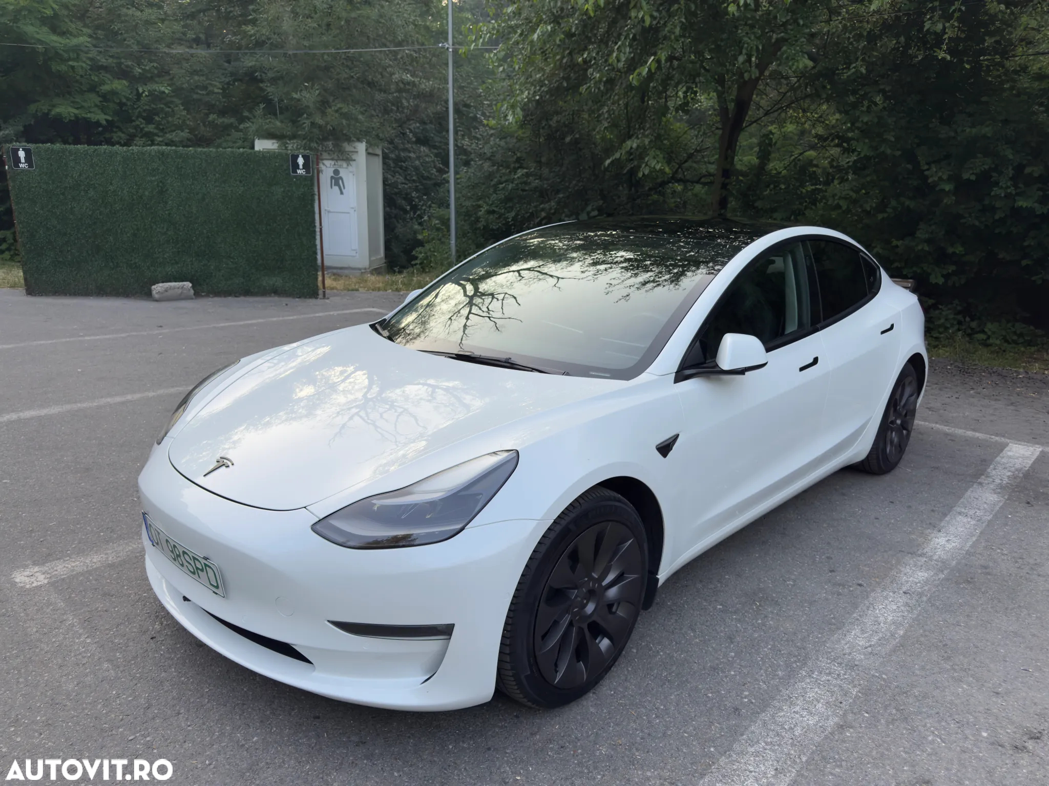 Tesla Model 3 Long Range - 5