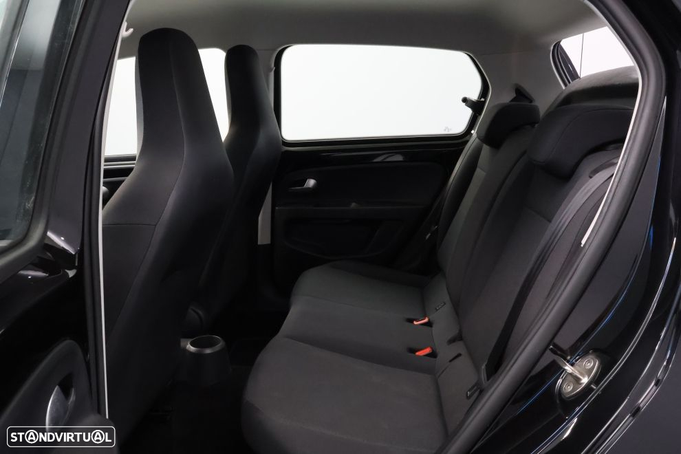 VW Up! 1.0 BMT Move - 23