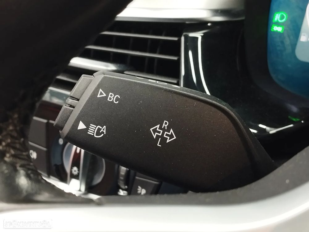 BMW 530 e - 27