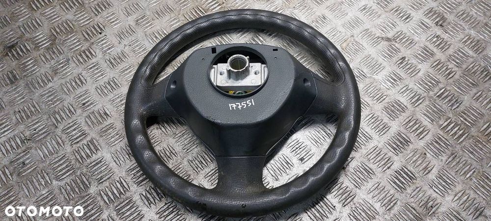 KIEROWNICA + PODUSZKA AGILA A - 2