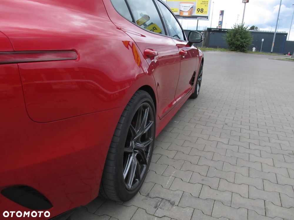 Kia Stinger - 20