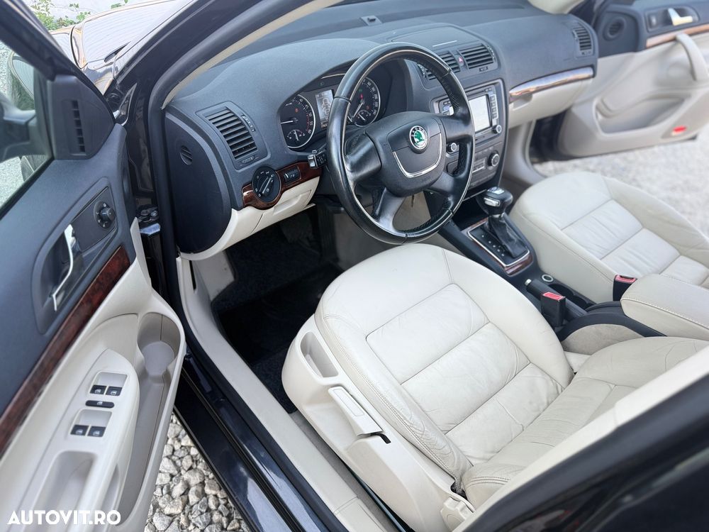 Skoda Octavia 1.6 TDI DPF DSG Elegance - 12