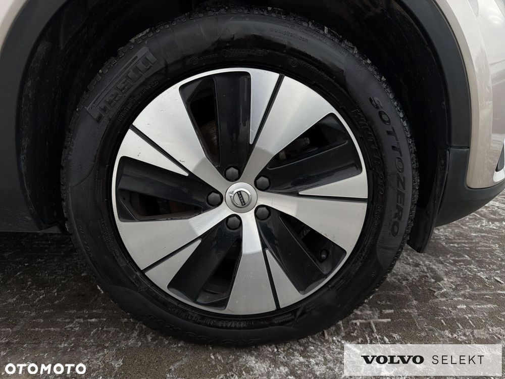 Volvo XC 40 - 28