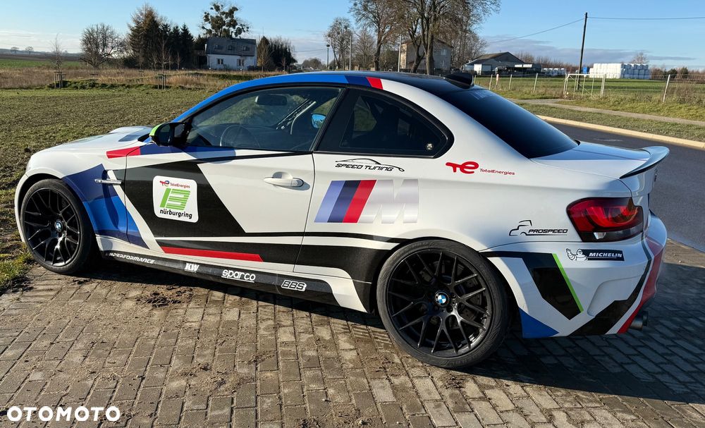 BMW 1M - 21