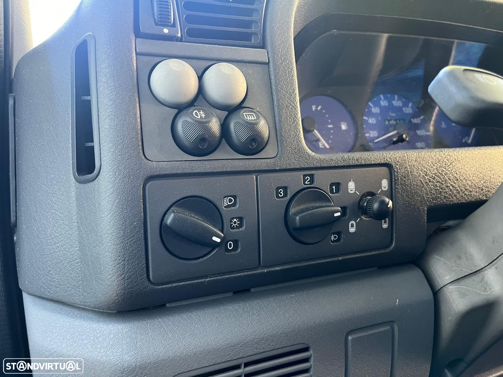 Fiat Ducato 2.8idTD 5 LUGARES - 31