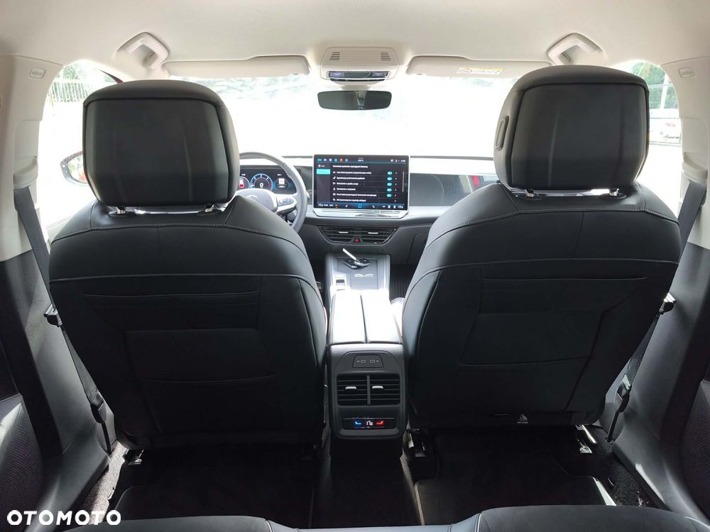 Volkswagen Passat 2.0 TDI SCR DSG Business - 17